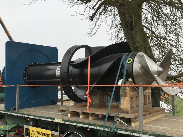 Islington Pumping Station Impellars Arrive on the back of a low loader lorry